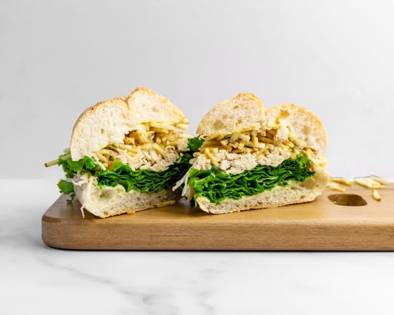 Sandwich de Pollo deshilachado